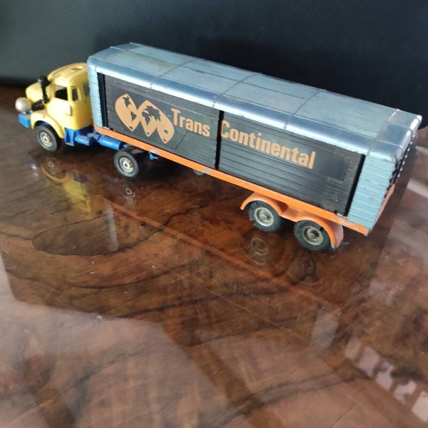 BERLIET CAMION AVEC REMORQUE TRANS CONTINETAL  1/43 CORGI