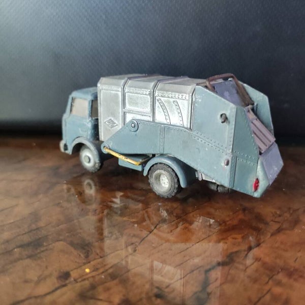 BERLIET  benne à ordures poubelle  1/55   GAK