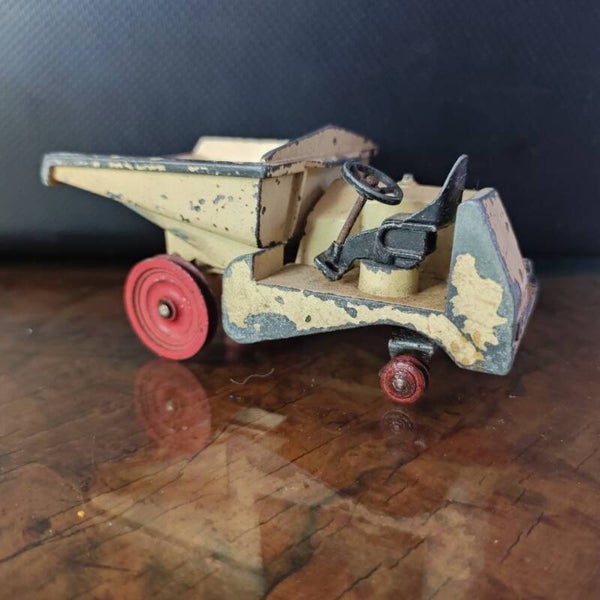 Dumper Muir Hill 1/43  DINKY TOYS