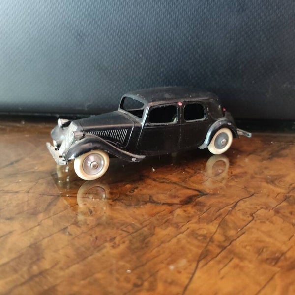 CITROEN TRACTION AVANT CITROËN 11 CV  1/43  JRD
