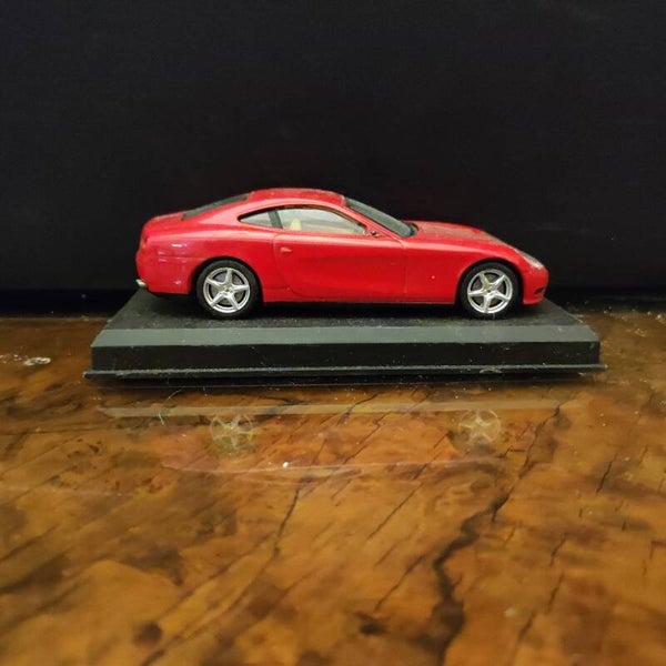 Ferrari 612 SCAGLIETTI 1/43 Ixo - Fabbri Ferrari Collection