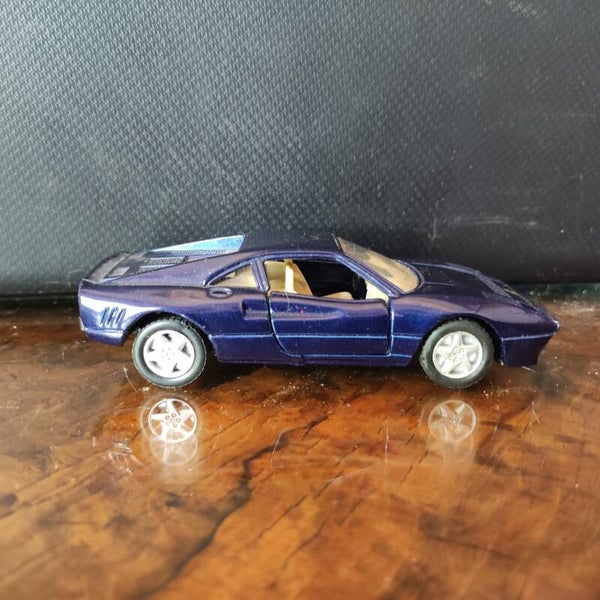 Ferrari 288 GTO 1/39  Maisto