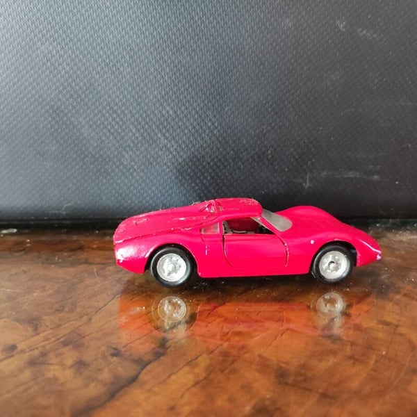 Ferrari dino pininfarina 1/43 mercury