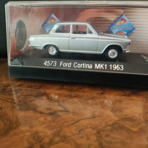 FORD CORTINA MK1 1963  1/43  IXO