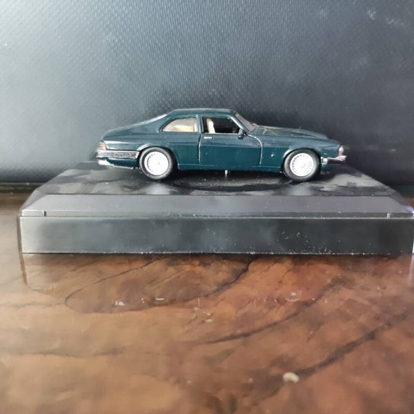 Jaguar  XJS convertible  1/43 Détailcars