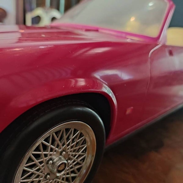 Jaguar  XJV12 BARBI  1991   62CM  MATTEL