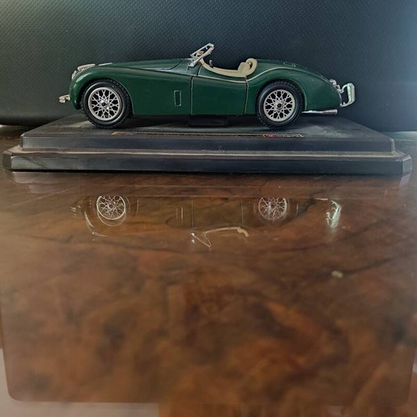 Jaguar  XK120 XK140 Convertible 1/24 BURAGO