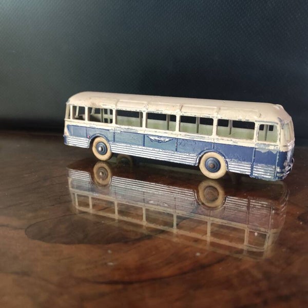 PANHARD Autobus CHAUSSON  29 F 1/43 DINKY TOYS