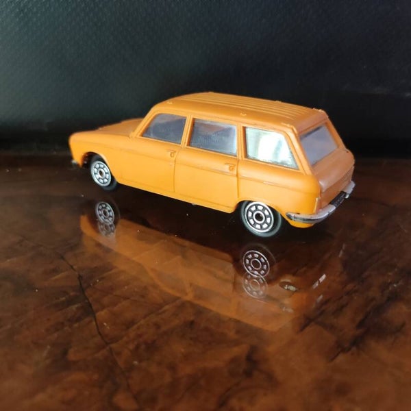 PEUGEOT 204 BREAK   REF 32  1/43 NOREV