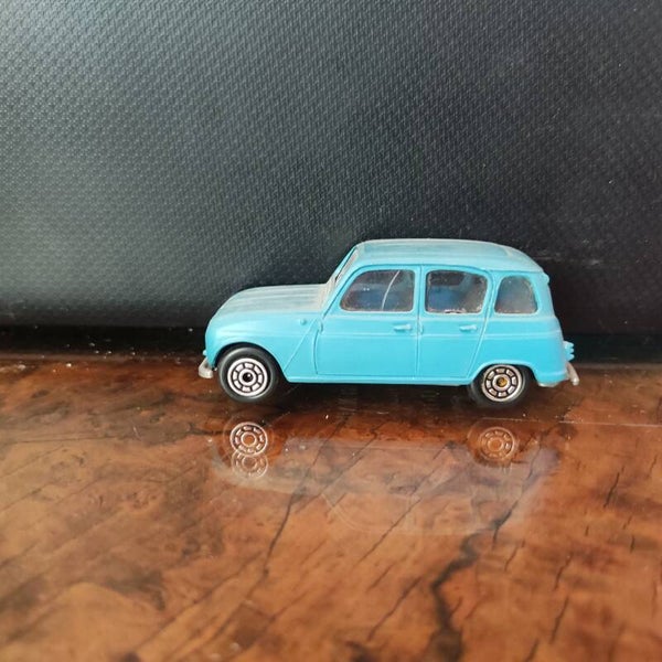 RENAULT 4L REF 53 PLASTIQUE 1/43 NOREV