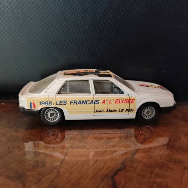 RENAULT 25 LE PEN ELECTION 1988 1/43  SOLIDO