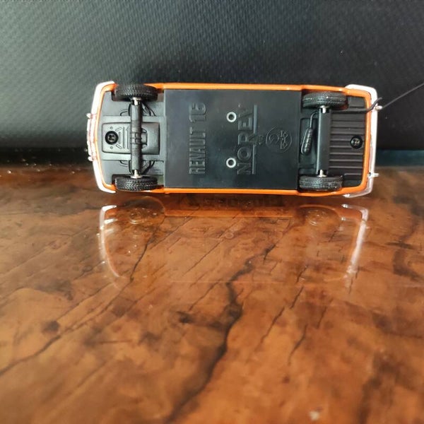 RENAULT  16 Publicitaire Europe 1  1/43  NOREV