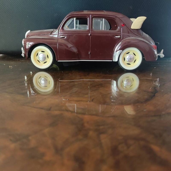 RENAULT 4 CV, Cabriolet, Bordeaux, 1997  REF 225  1/17  Solido