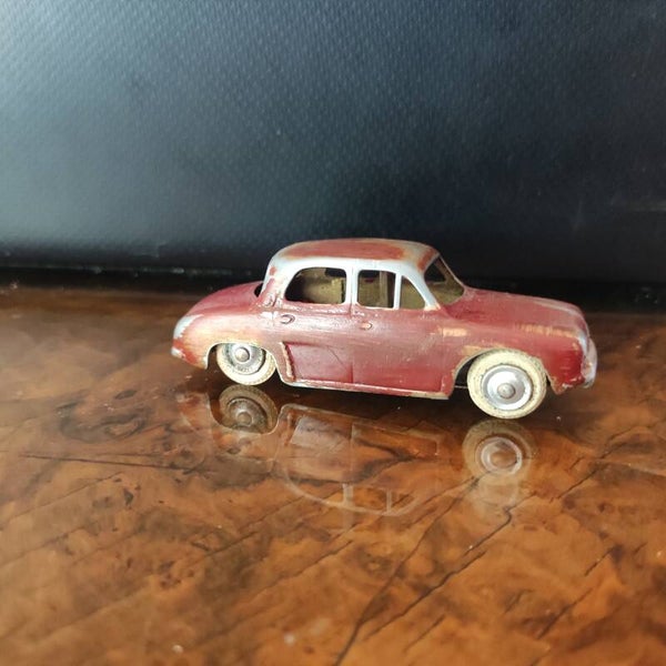RENAULT DAUPHINE  MÉTAL1/43 CIJ