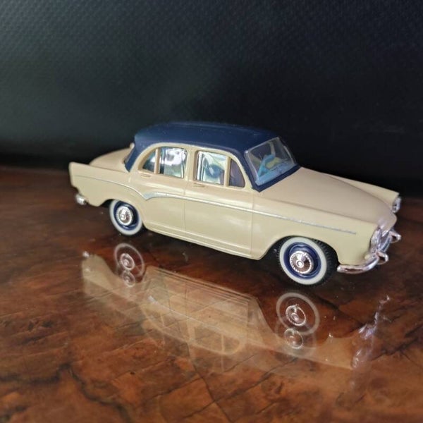 SIMCA ARONDE   1/43 NOREV HACHETTE