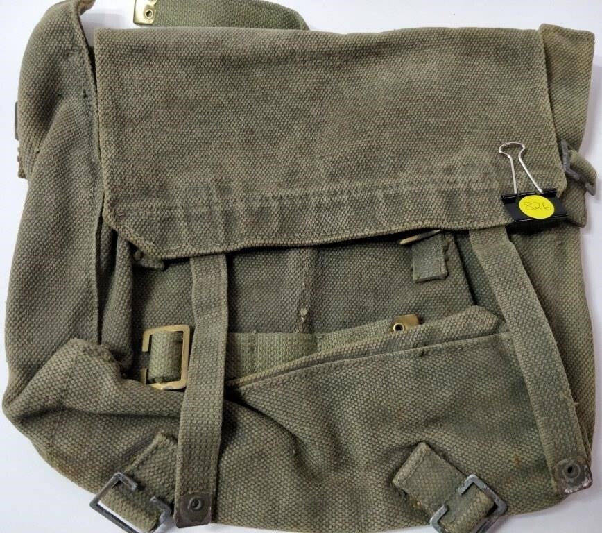 1945 Dated Military WW2 Small Pack