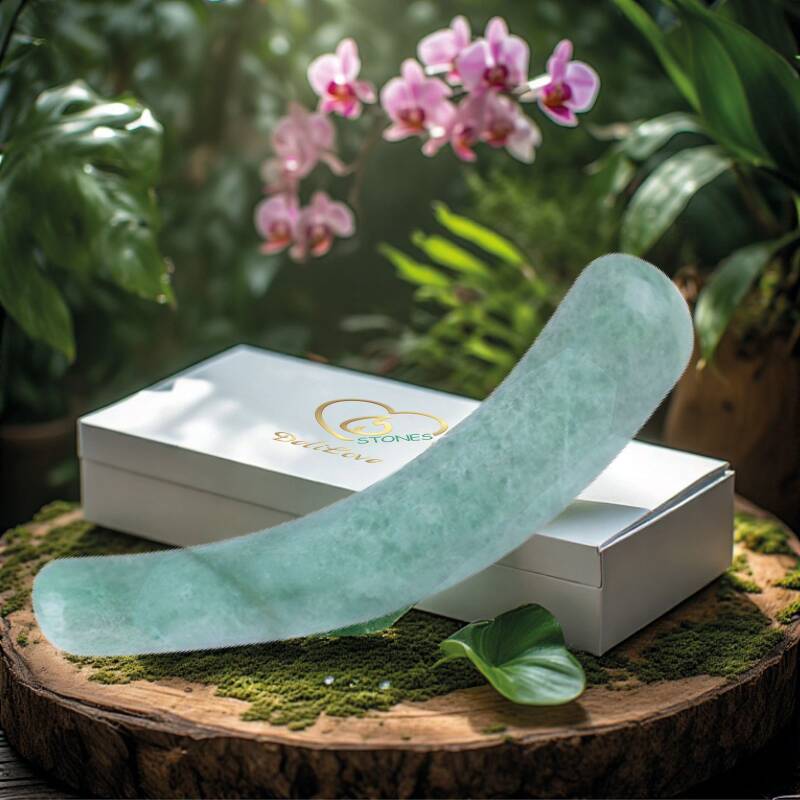 Curved wand - green aventurine