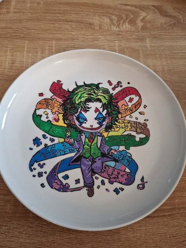 Grande assiette épaisse Joker