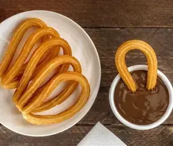 Churros con chocolate