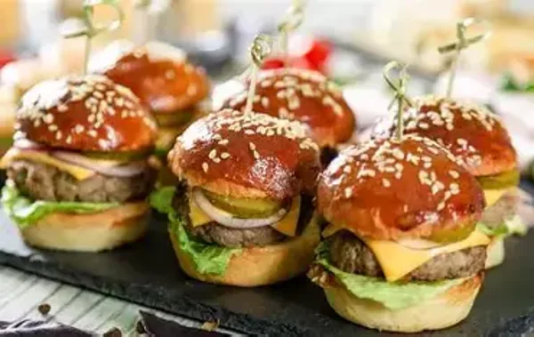 Mini hamburguesas con queso