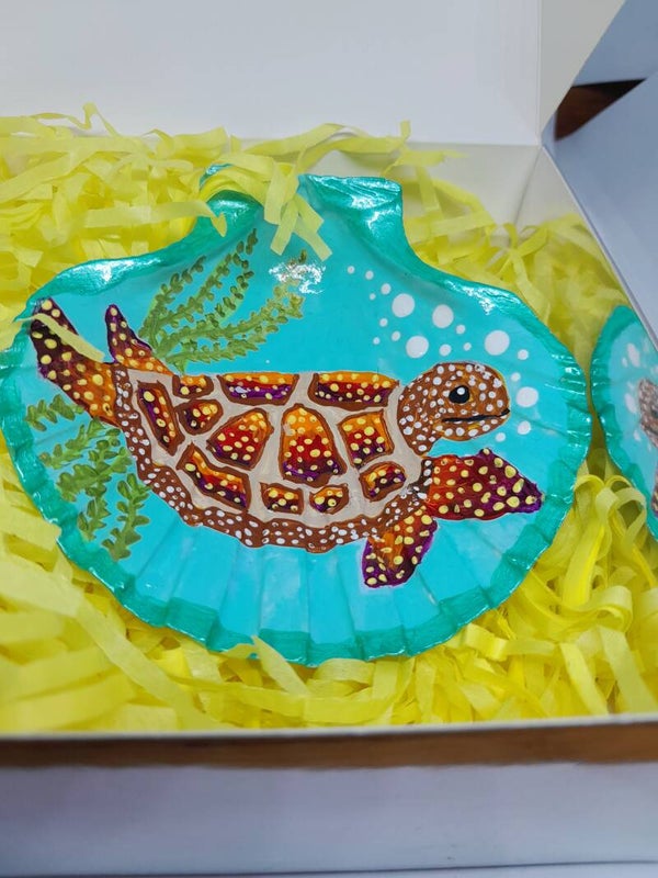 scallop shell trinket dish