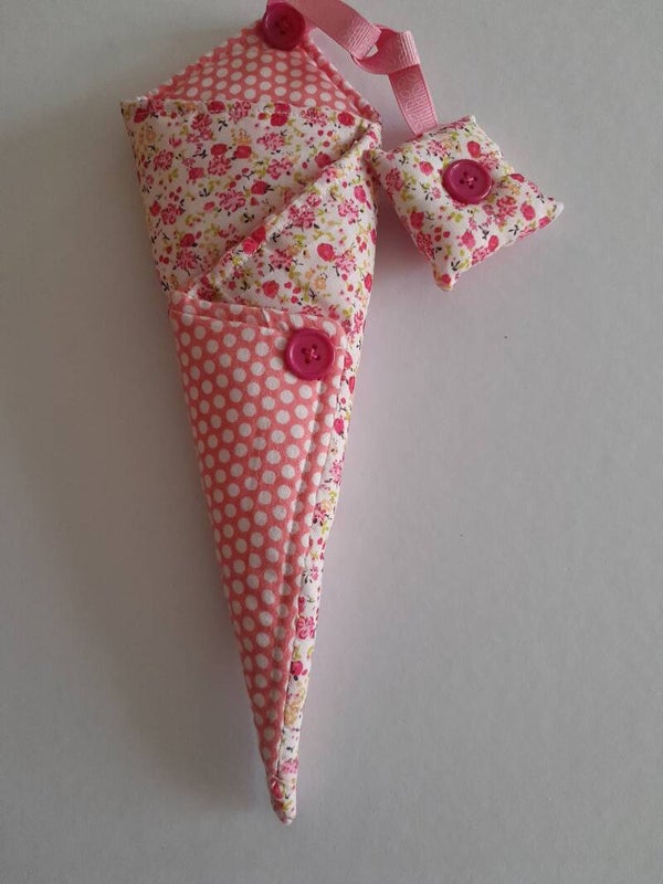Scissor Case and pin cushion