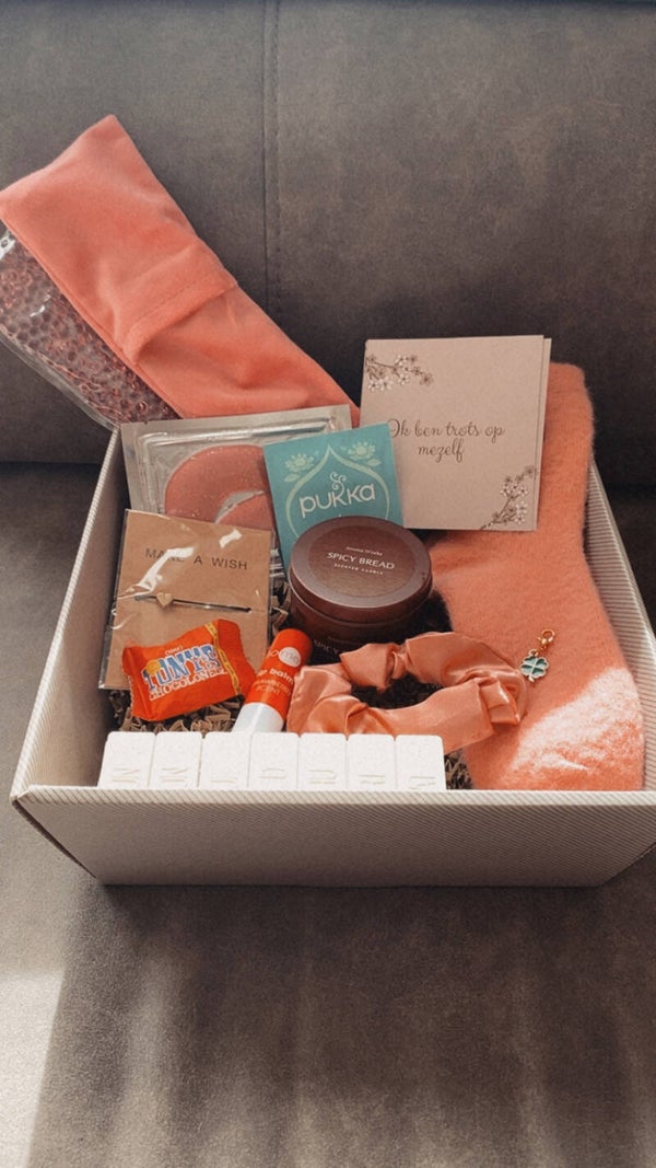 Warm & Worthy – IVF/ICSI Care Package