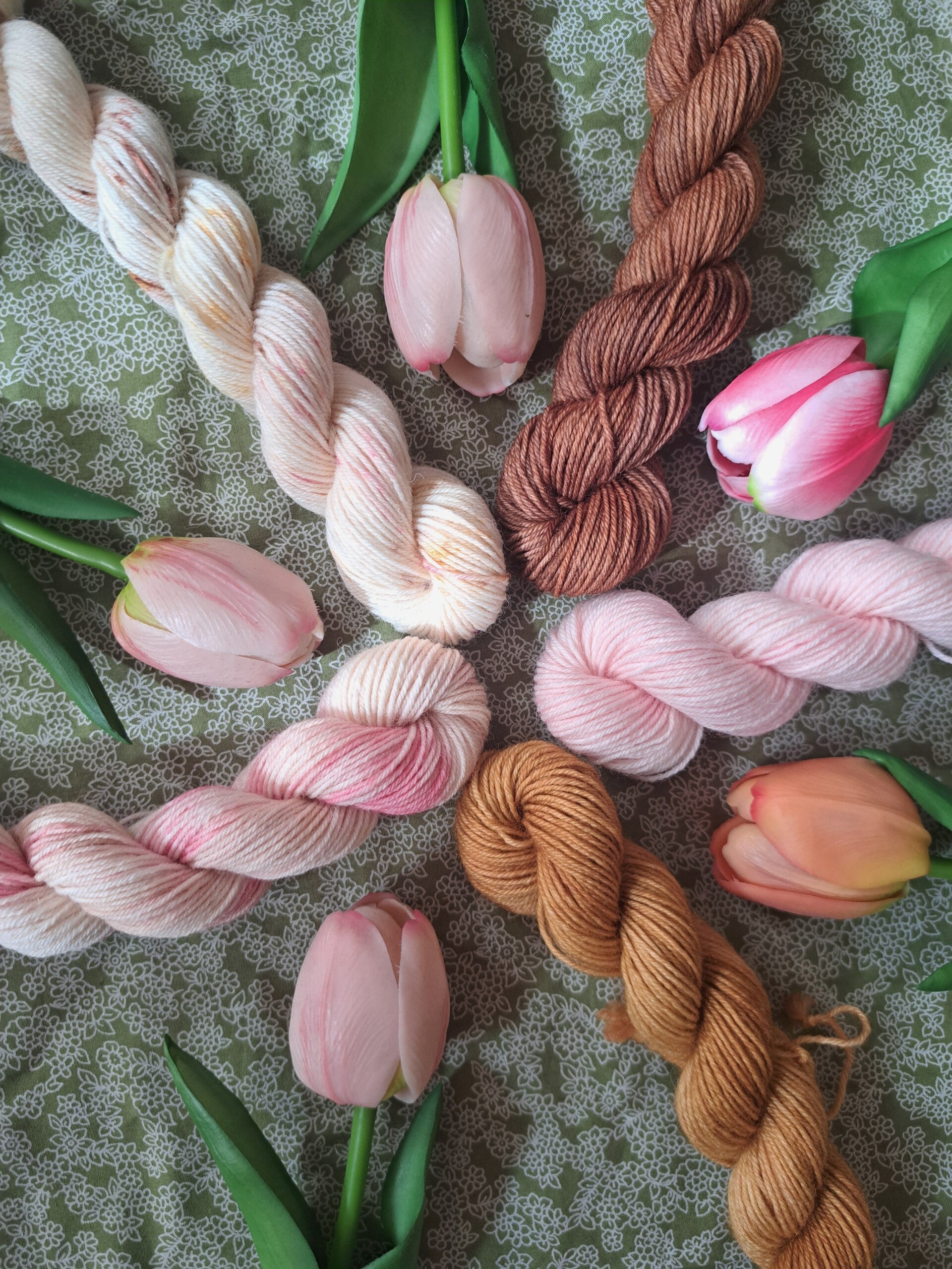 Miniset 'Where the sun lingers' 💚