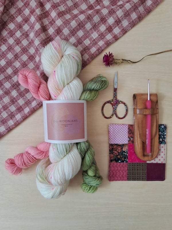 BFL sockset 'Where Love Grows' 💚