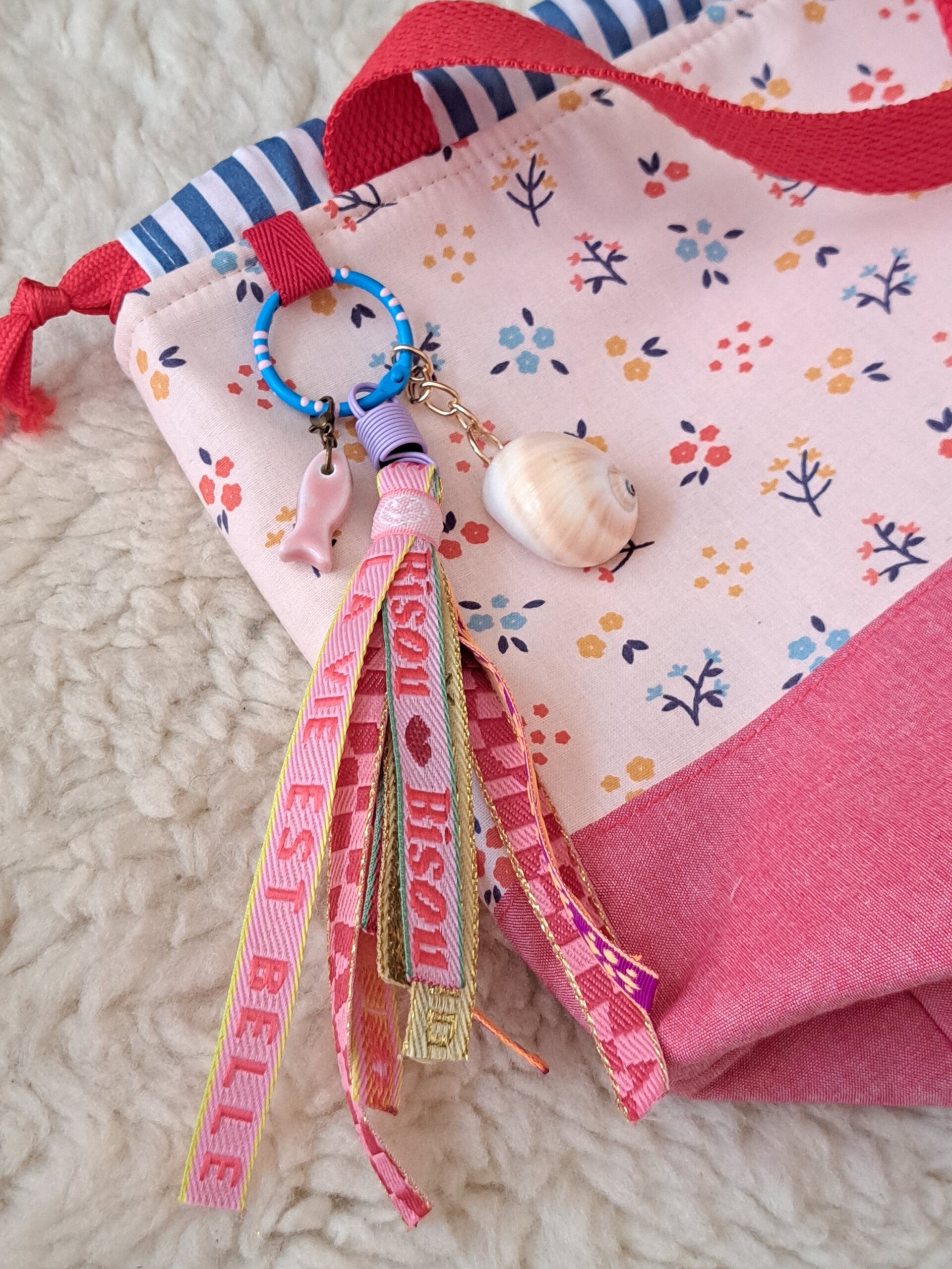 Bagcharm 'Boho Bliss' roze of blauw