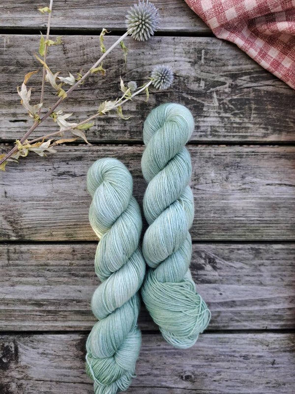 BFL sock 'Misty sage' 💚