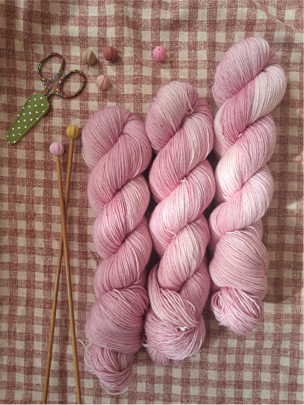 BFL sock 'Blush ever after' 💚