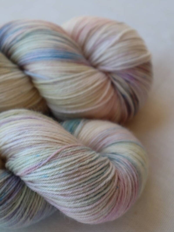 Sock Morning in Paris 💚