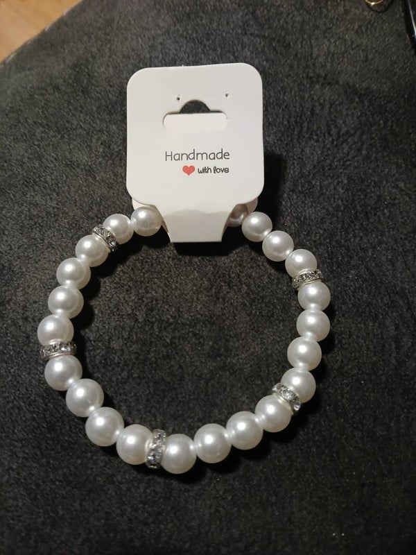 Handmade white pearl