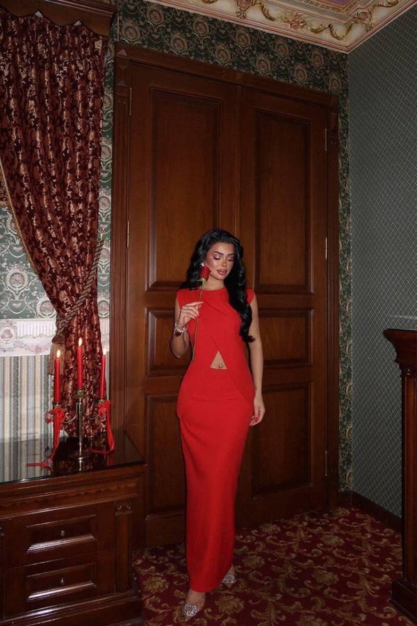 Kostum i kuq jelek dhe fund 2149