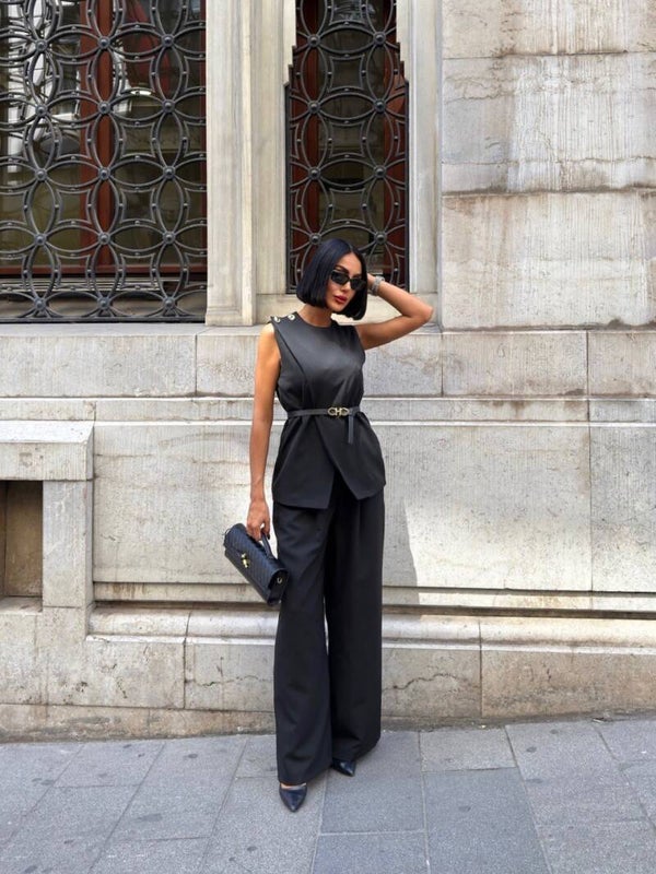 KOSTUM ZI ME PANTALLONA DHE JELEK ME RRIP S6K10254