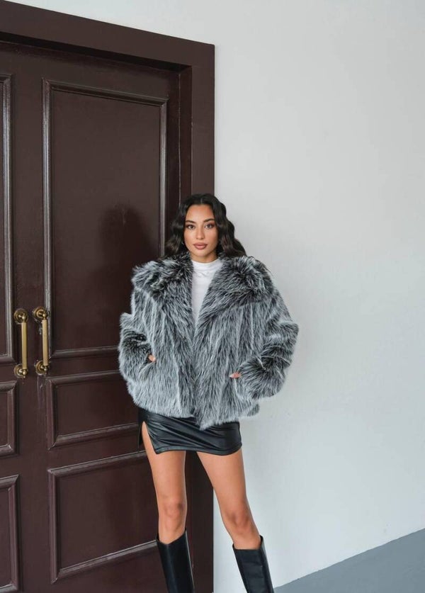 PELLUSH GRI NE NUANCA TE ZEZA 006001