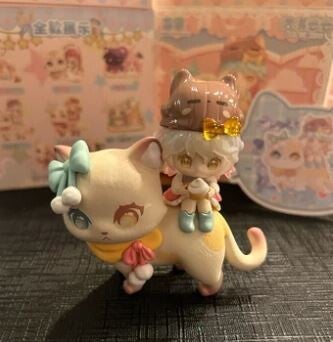 Moni Cat "Keeping You Company" - MONI-01