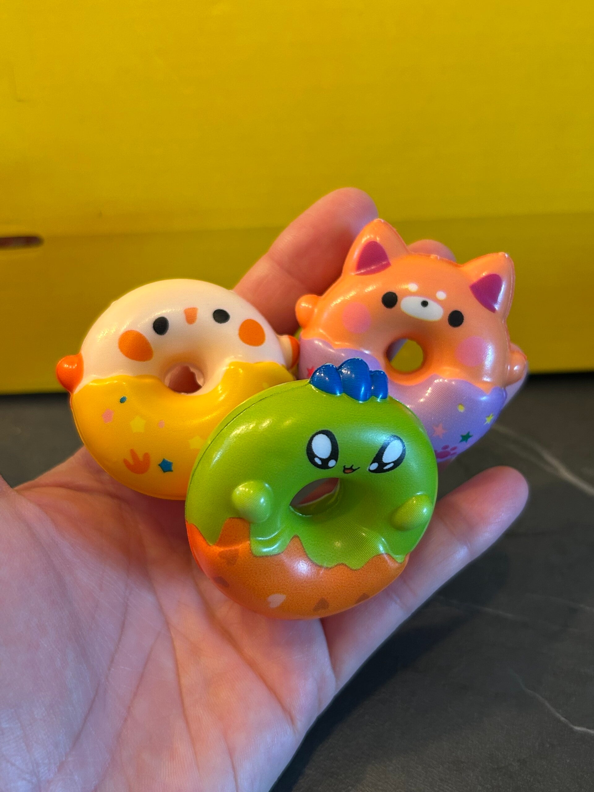 Mini-donut Squishies: 3 pcs
