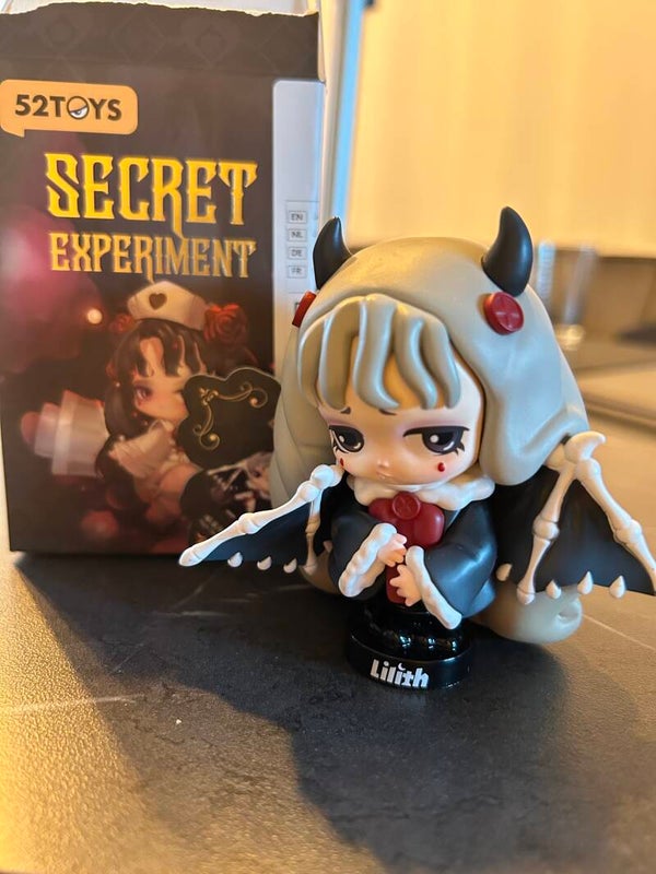 Lilith: Secret Experiment - Night Specimen