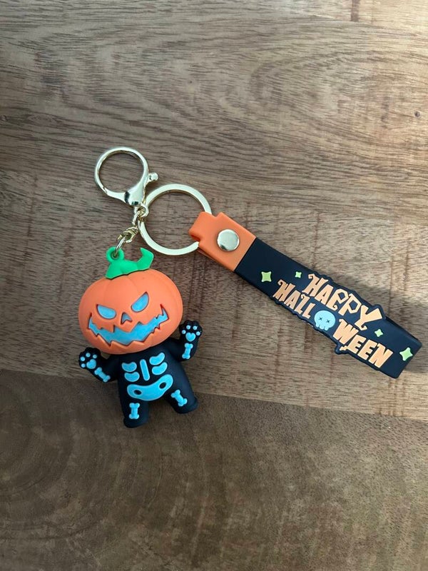 Halloween Keychain: Skeleton