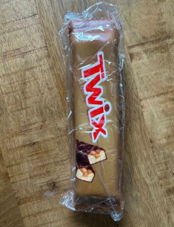 Candy Squishy: Twix (20cm)