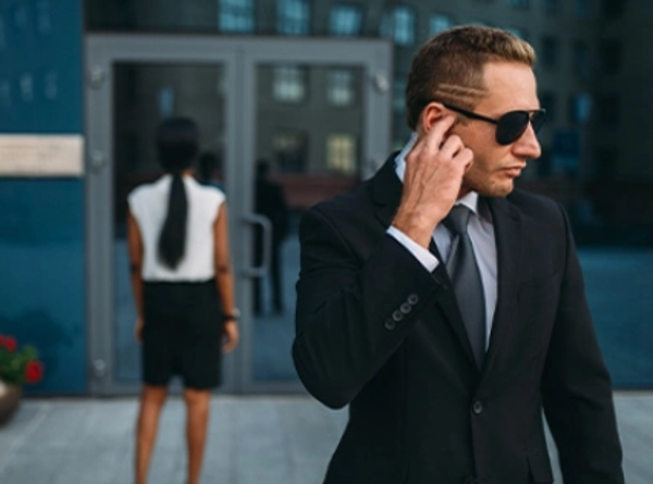 WIE GRBRUIKT OORTJES ?