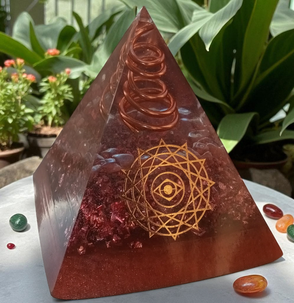 Resin Pyramid with Copper Spiral & Garnet Pieces 9cm x 8cm