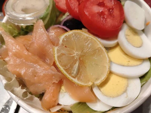 Salade la saumon fumé