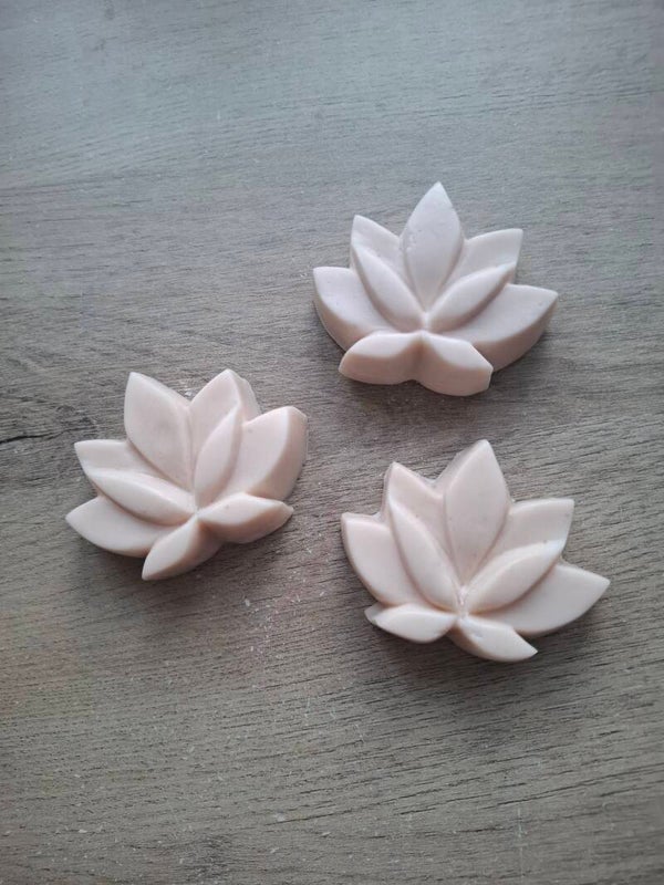 Savon Lotus