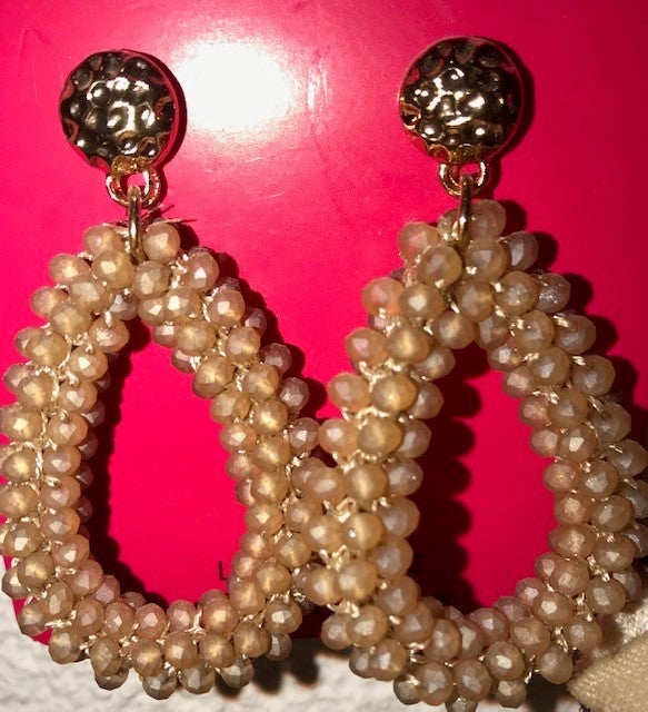 oorbellenset beige