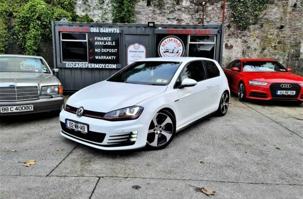 Volkswagen Golf Gti 2.0 Tsi 220 Bhp 2013 (132)