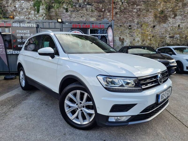 Volkswagen Tiguan Highline 2.0 Tdi 150 Bhp 2016 ( 162 )