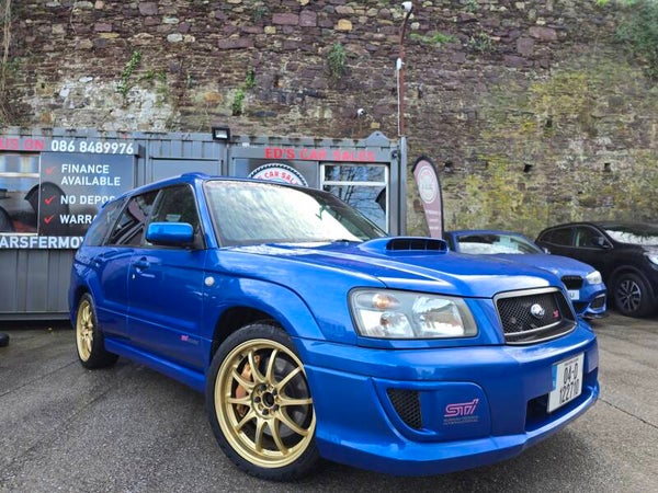 Subaru Forester sti 2.5 ... 2004 Very rare CAR !!!